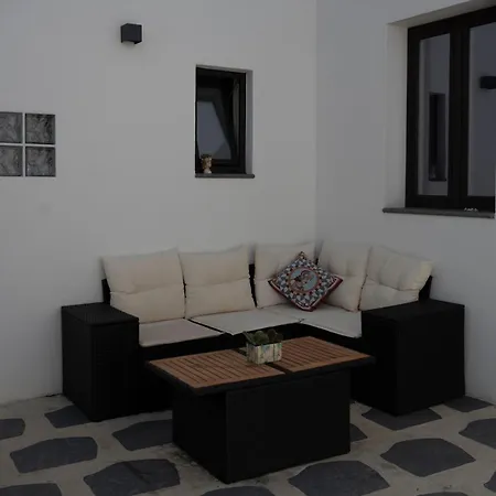 Facci Ri Luna شقة نيكولوسي