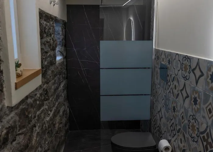 Facci Ri Luna * Nicolosi