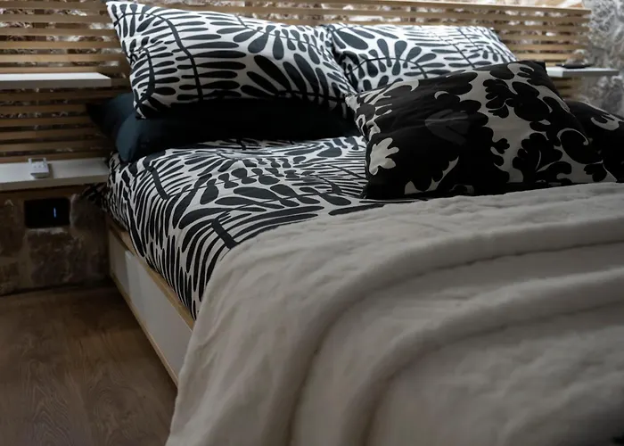 Facci Ri Luna Nicolosi